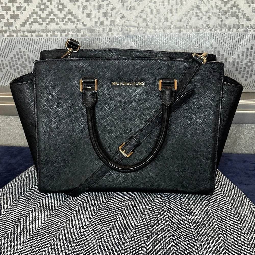 Michael Kors Selma Large Black Saffiano Leather Satchel Tote Crossbody Bag